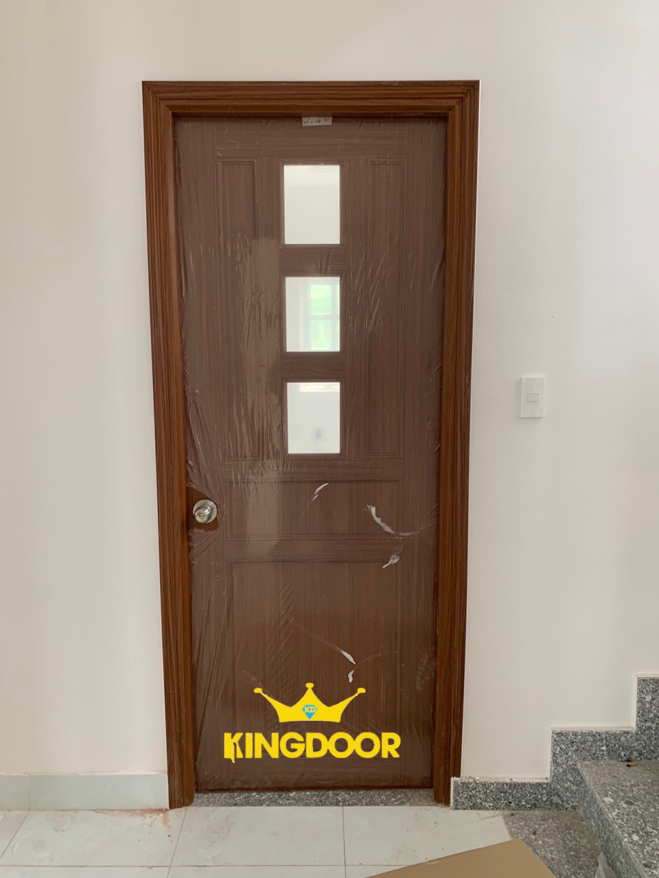 Cửa Nhựa Đài Loan Tại KingDoor